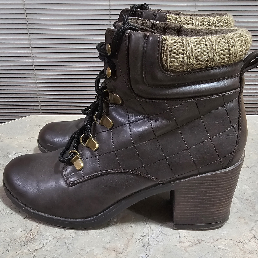Mia Faux Leather Booties‎